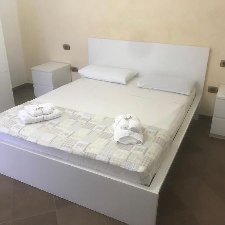 Casalhouse Apartment Brindisi Buitenkant foto